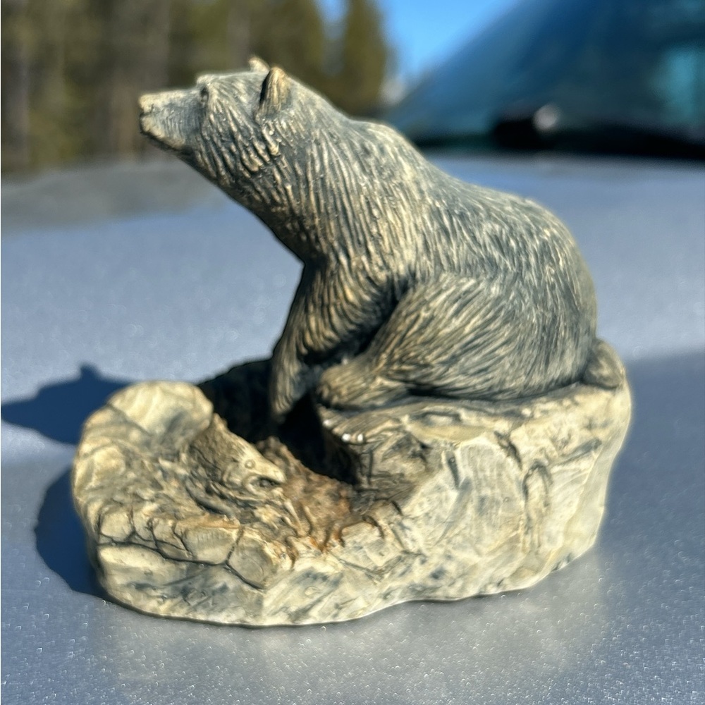 Grizzly Bear with Salmon Figurine